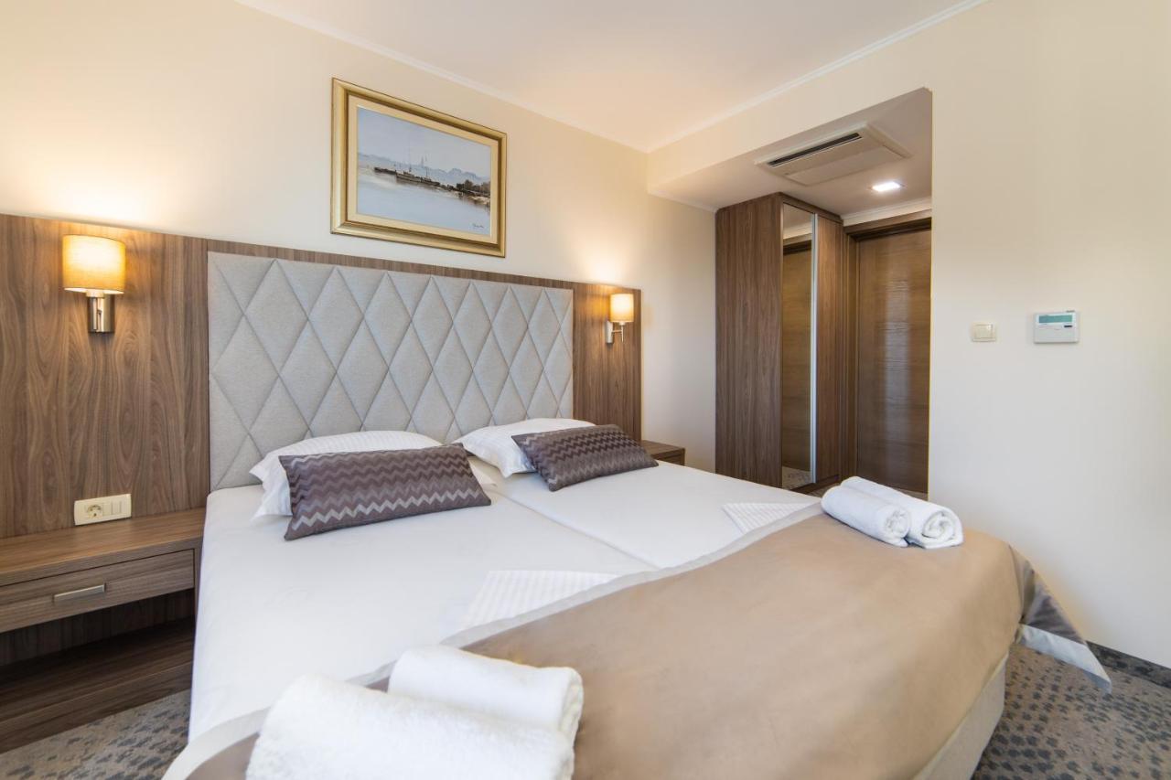 Hotel Bella Vista Drvenik  Eksteriør billede