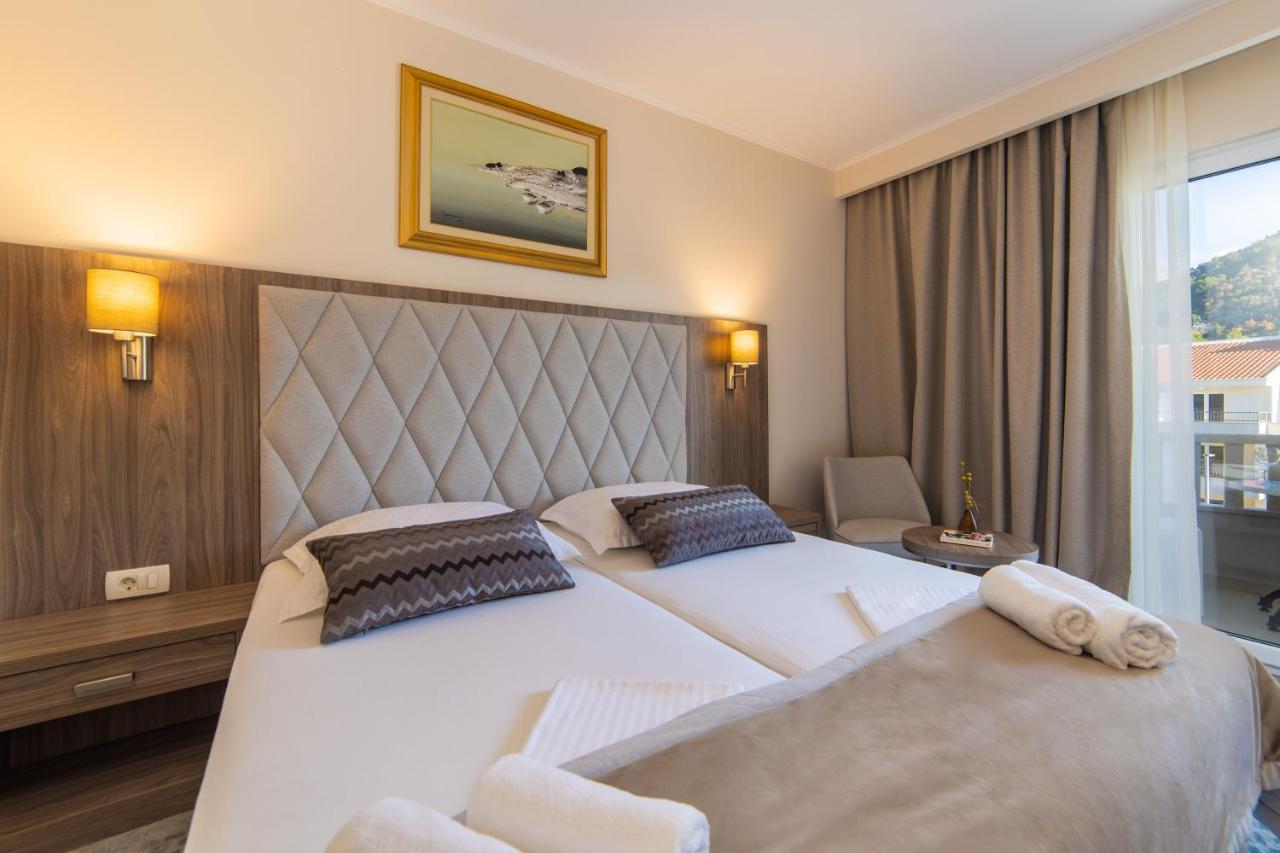 Hotel Bella Vista Drvenik  Eksteriør billede