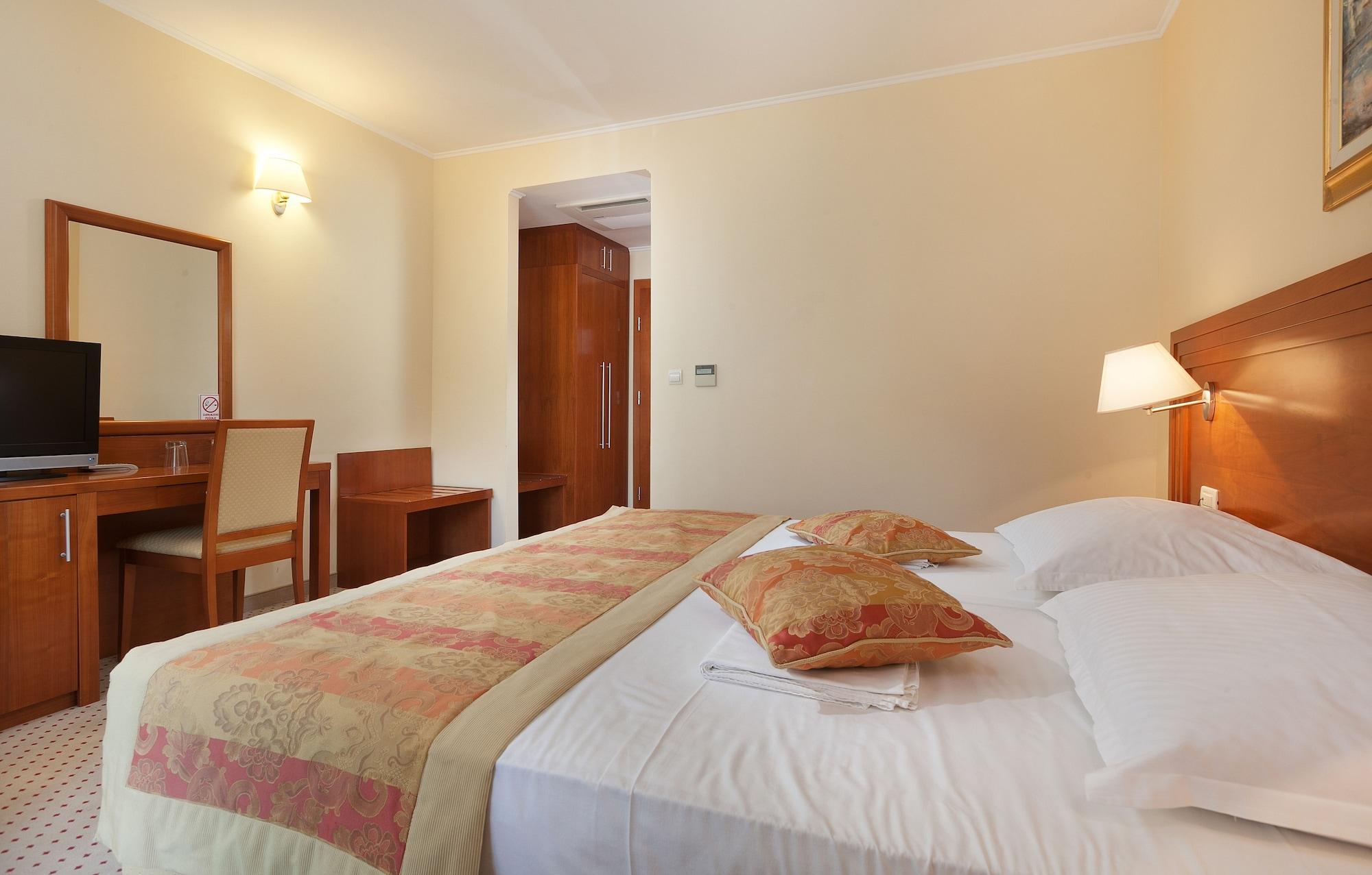 Hotel Bella Vista Drvenik  Eksteriør billede
