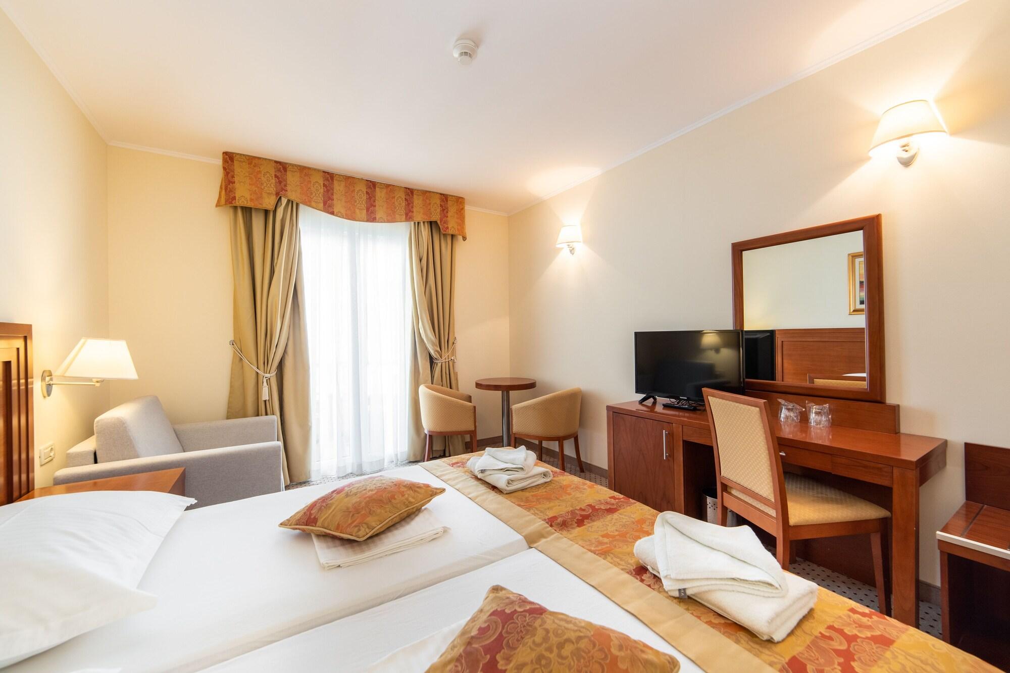 Hotel Bella Vista Drvenik  Eksteriør billede