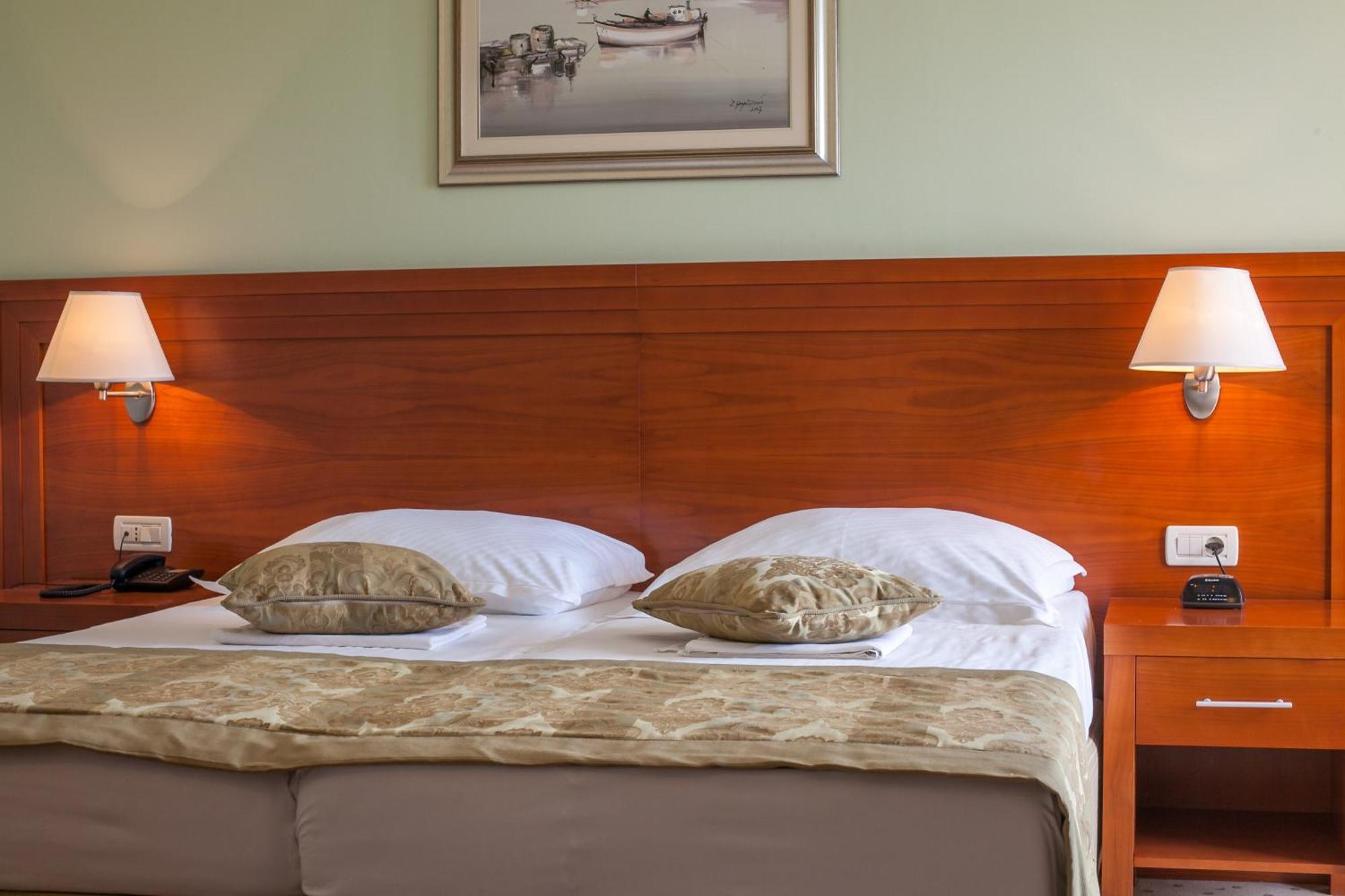 Hotel Bella Vista Drvenik  Eksteriør billede