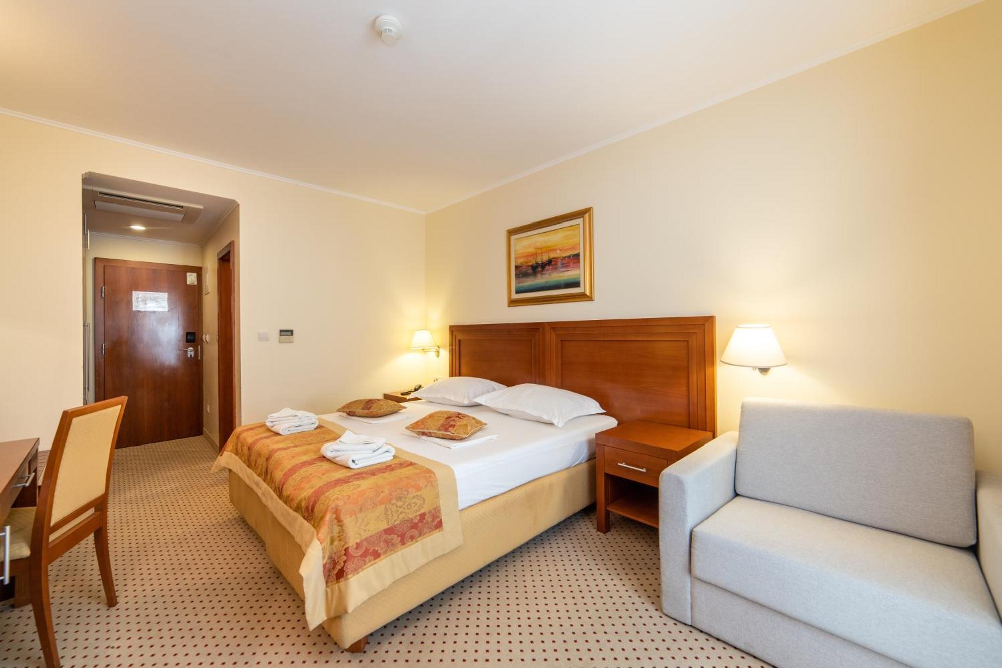 Hotel Bella Vista Drvenik  Eksteriør billede